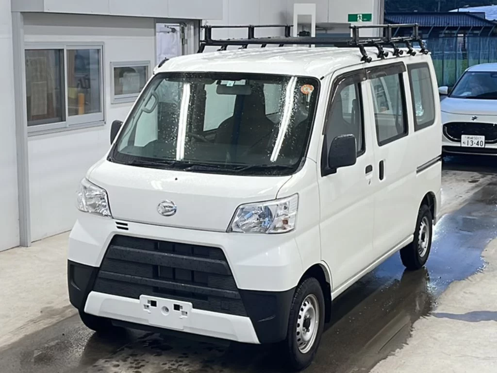 Daihatsu Hijet Cargo S321V 2018